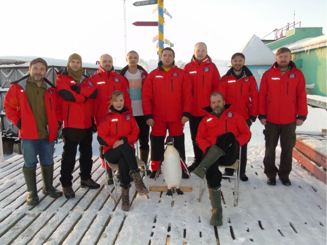 Учасники 25-ї української антарктичної експедиції (фото: Вадим Жуковський)